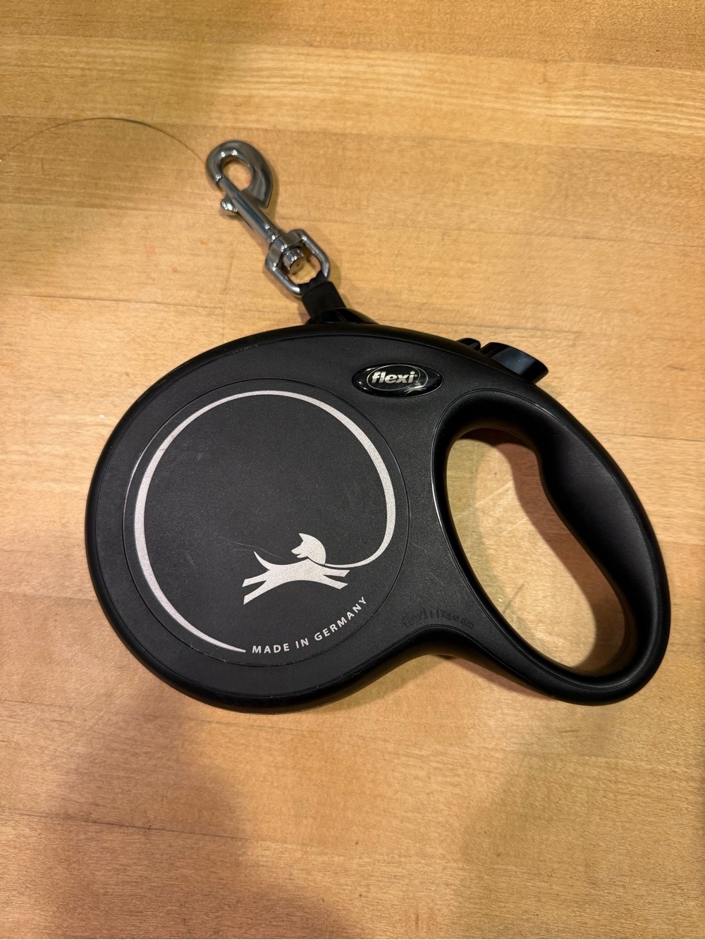 Flexi Black Retractable Dog Leash
